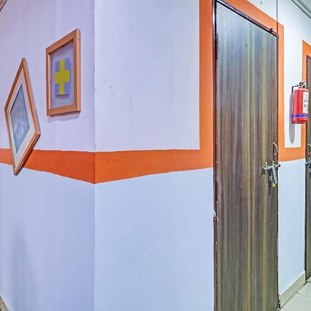 Hotel O New Lakeview Palace حيدر أباد المظهر الخارجي الصورة