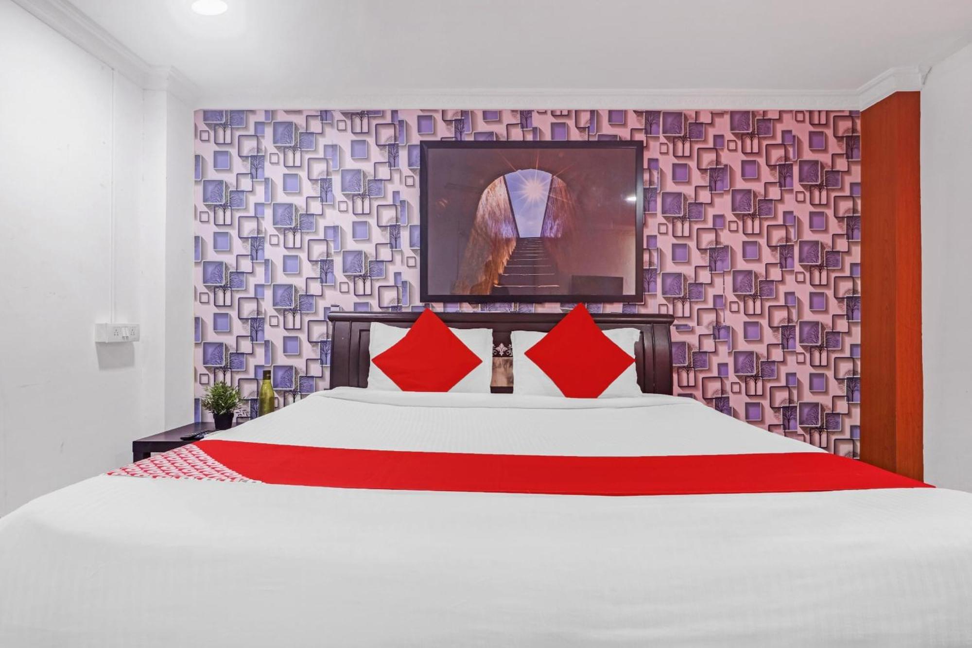 Hotel O New Lakeview Palace حيدر أباد المظهر الخارجي الصورة